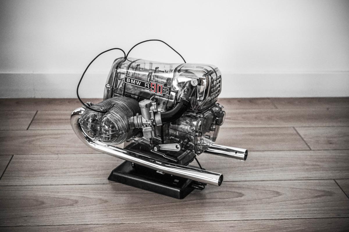 maquette moteur bmw R90 S Franzis