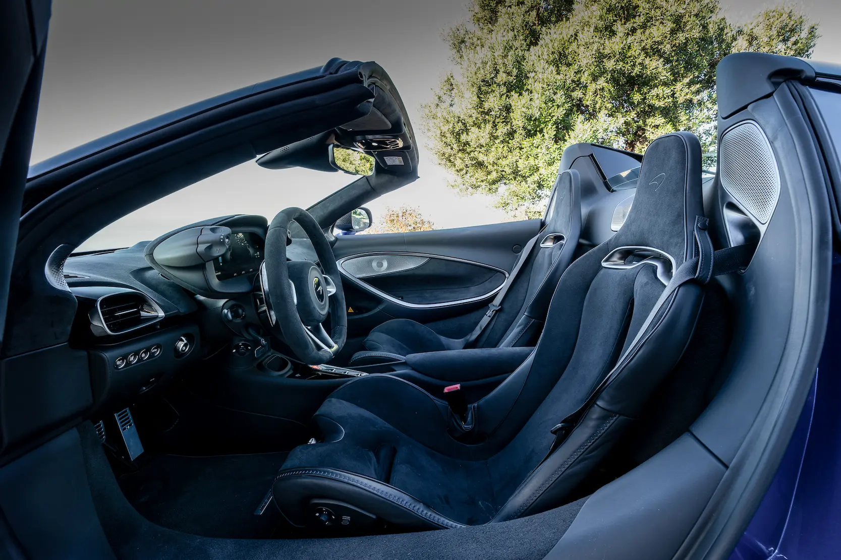 McLaren Artura Spider intérieur détails